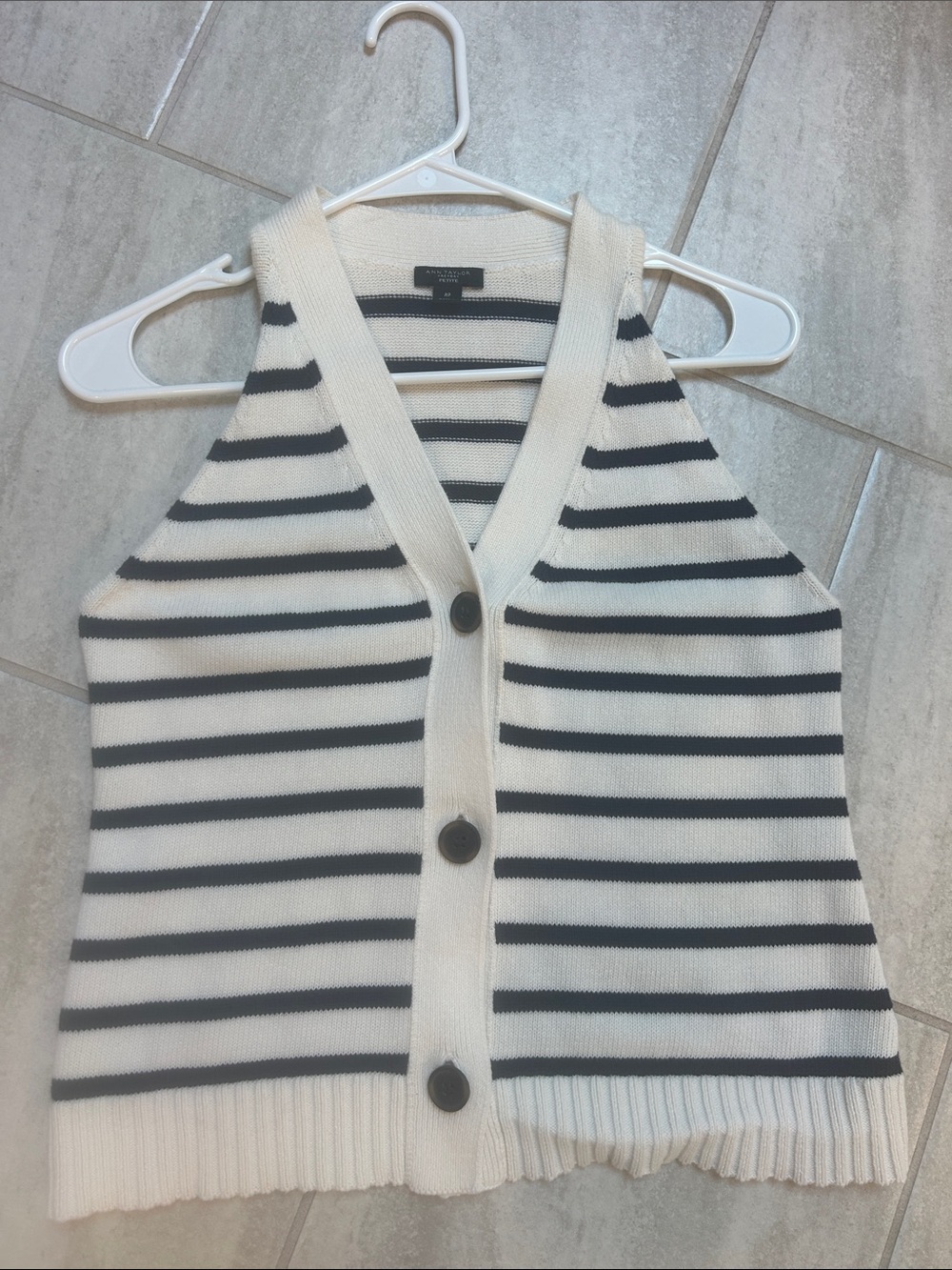 Ann Taylor White & Black Striped Sleeveless Button-Front Vest